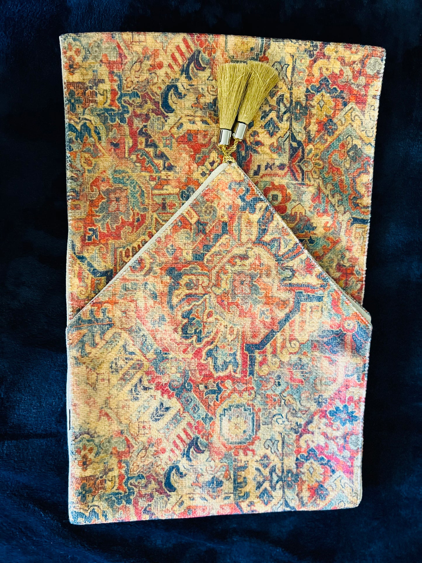 Double-Layered Patterned Cotton Table Runner with Tassels