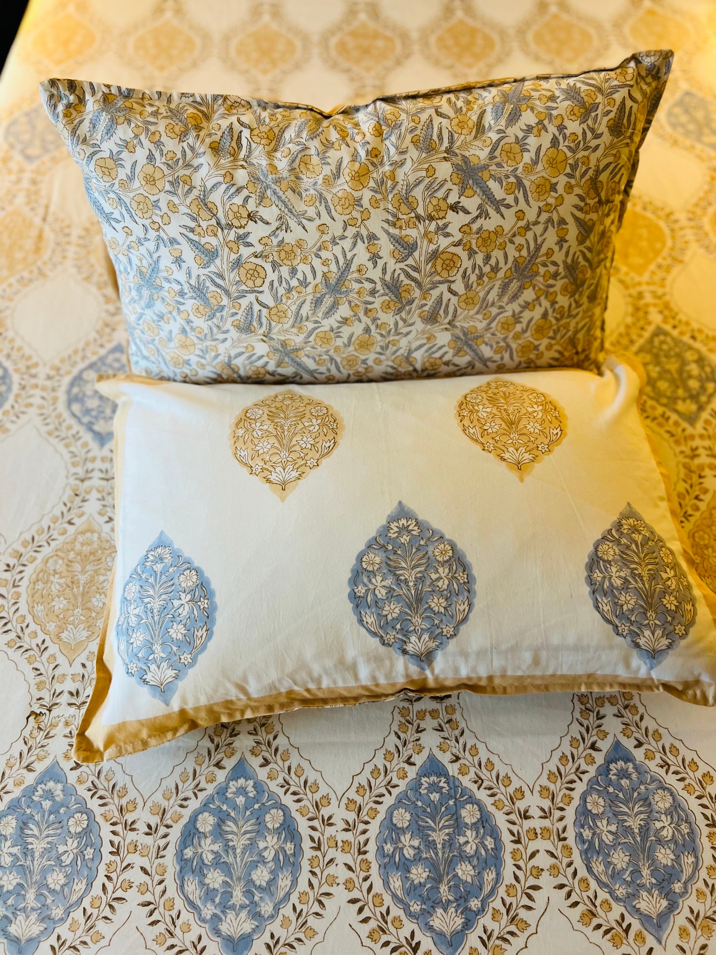 Jaipur block print cotton flat bedsheet with reversible pillow cases set