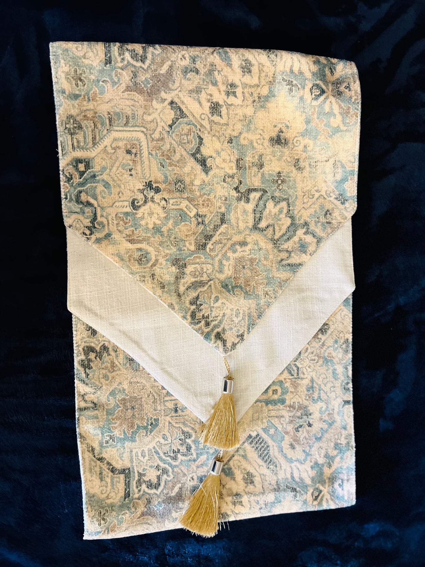 Double-Layered Cotton Table Runner with Tassels