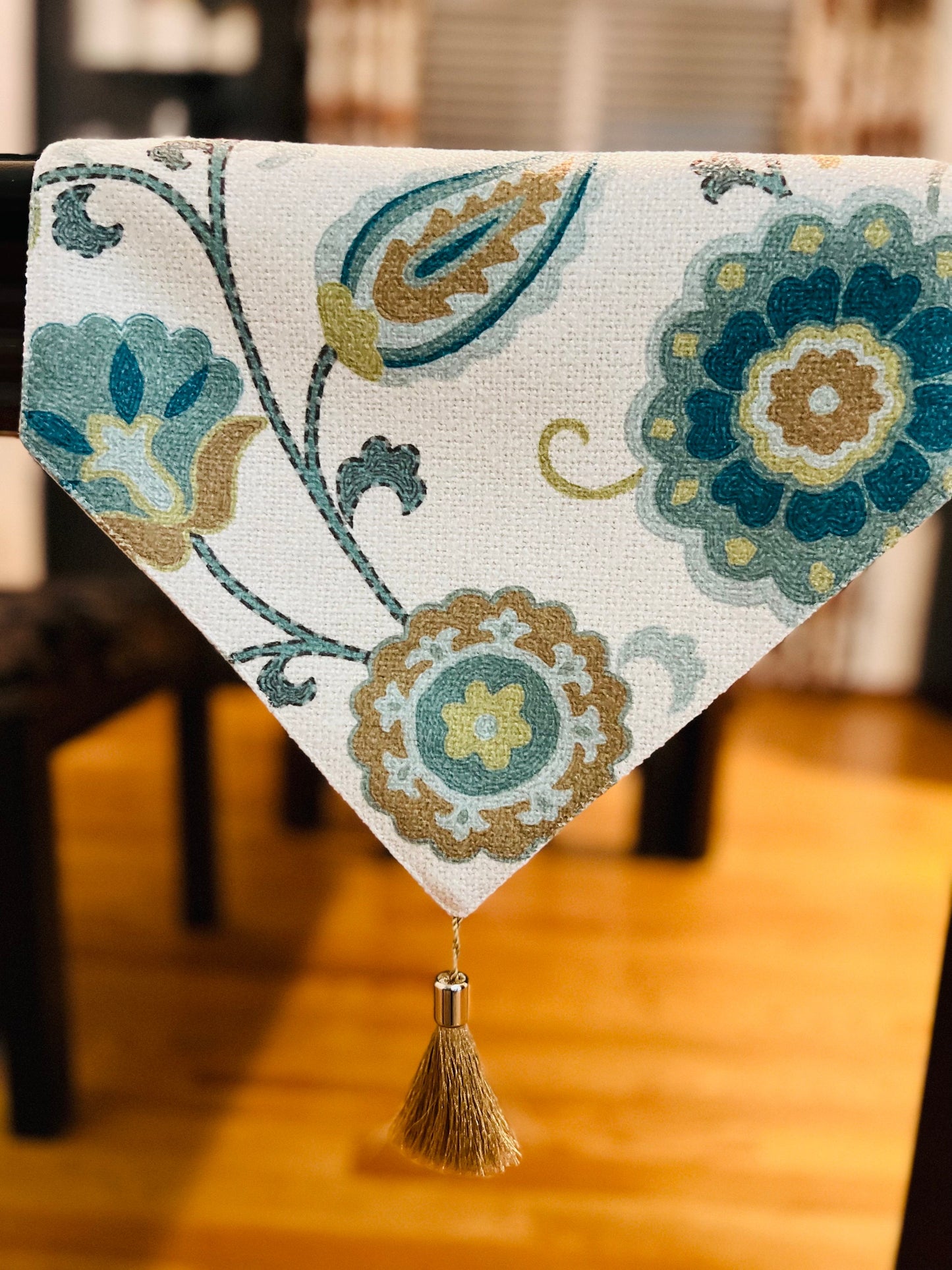 Double-Layered Floral Cotton Table Runner with Tassels