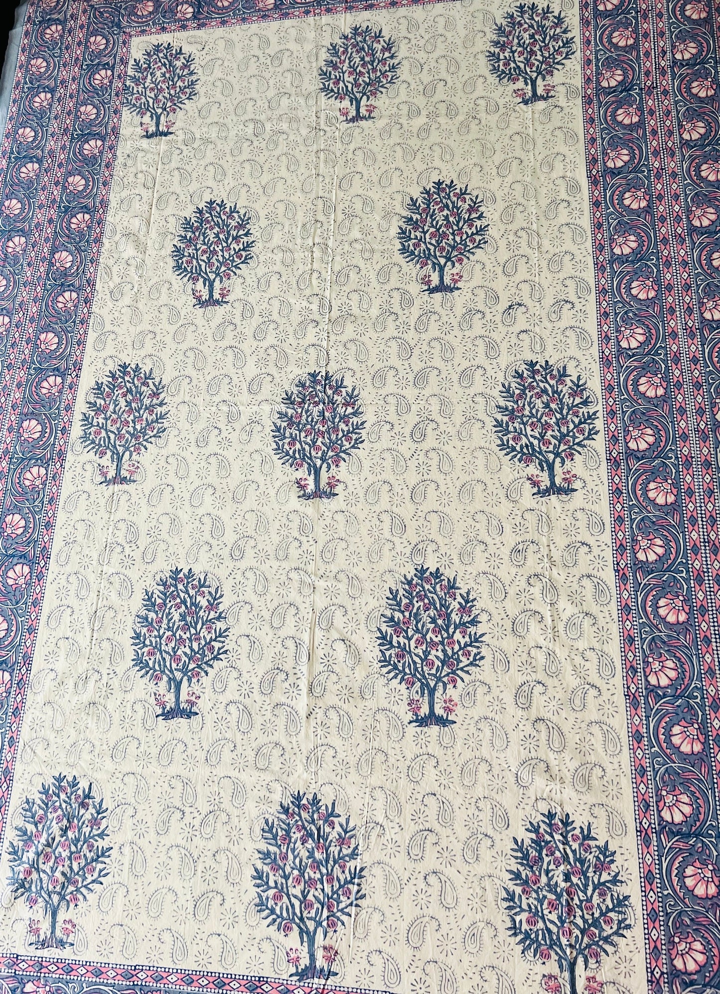 Handmade Block Print Cotton Tablecloth with 6 Napkins