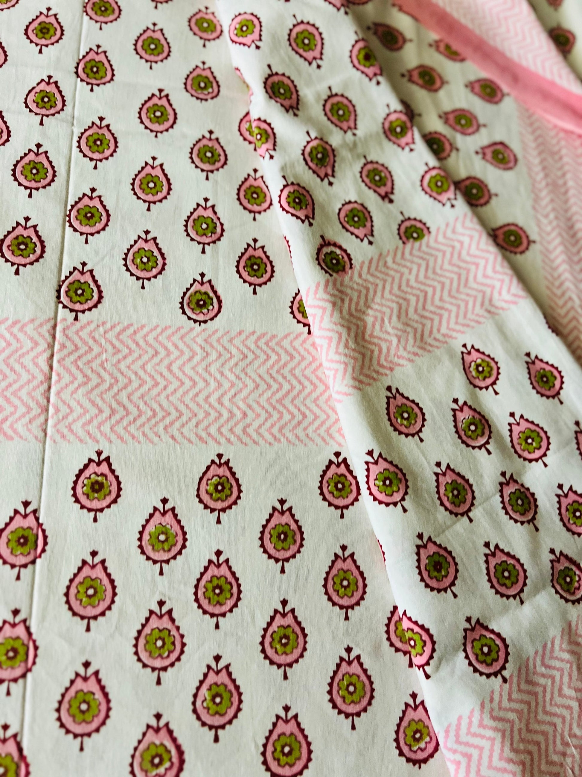 3 Piece Handmade Block Print Flat Bedsheet with 2 Pillows, 100% Cotton Washable 90x108 Inches, Floral Design Queen Set, Perfect Gift